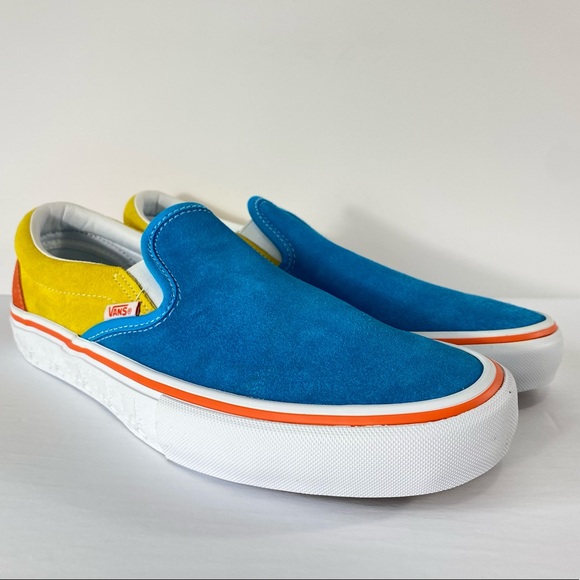 Vans x The Simpsons Slip-On Pro Sneakers - Picture 2 of 8